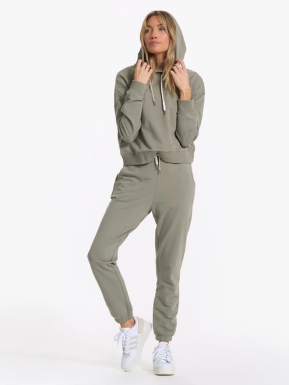 Vuori Laguna Cropped Hoodie Laurel Sage Green Women’s Sz S